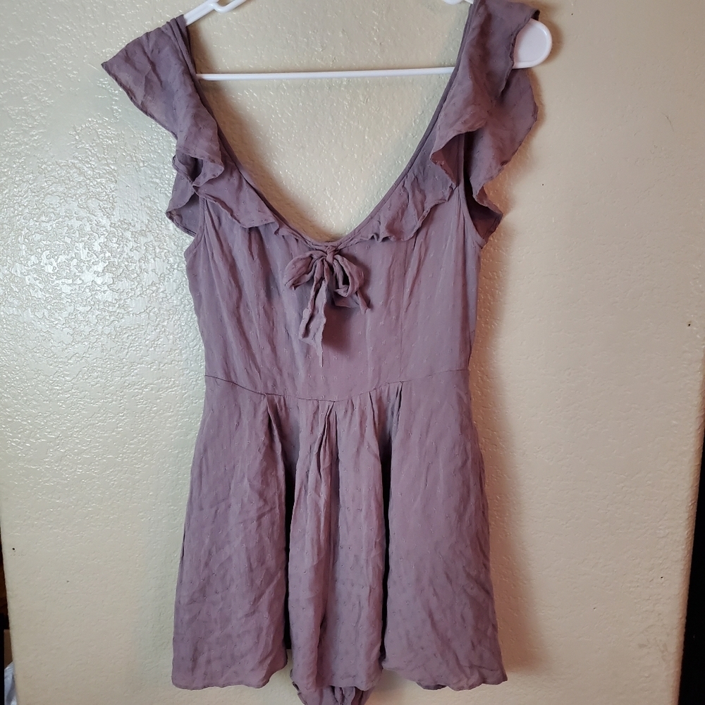 Kimchi Blue Mauve Ruffle Sleeveless Romper